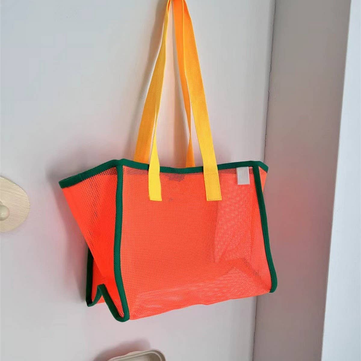 HOT PINK MESH BEACH TOTE