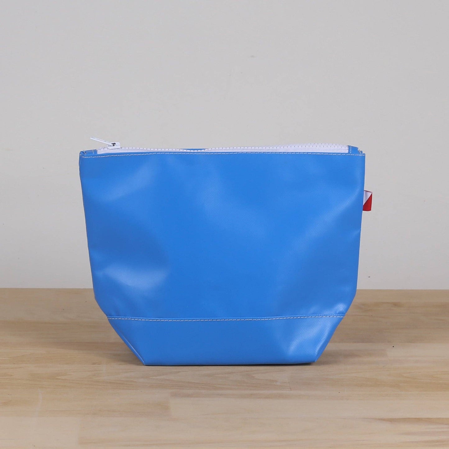Big Sur Splash Zip Pouch: White / 11"W x 8"H x 3.5"D