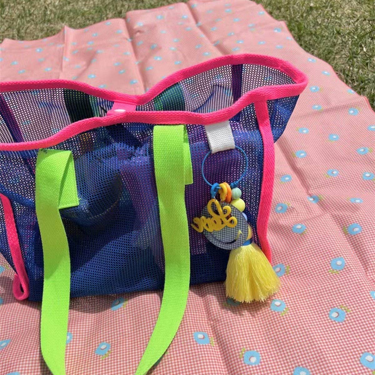 WHITE MESH BEACH TOTE