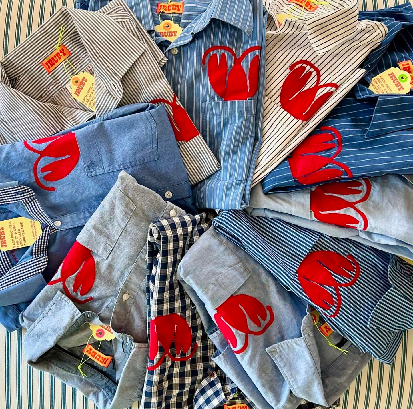 Lobster in front pocket Add On image 1