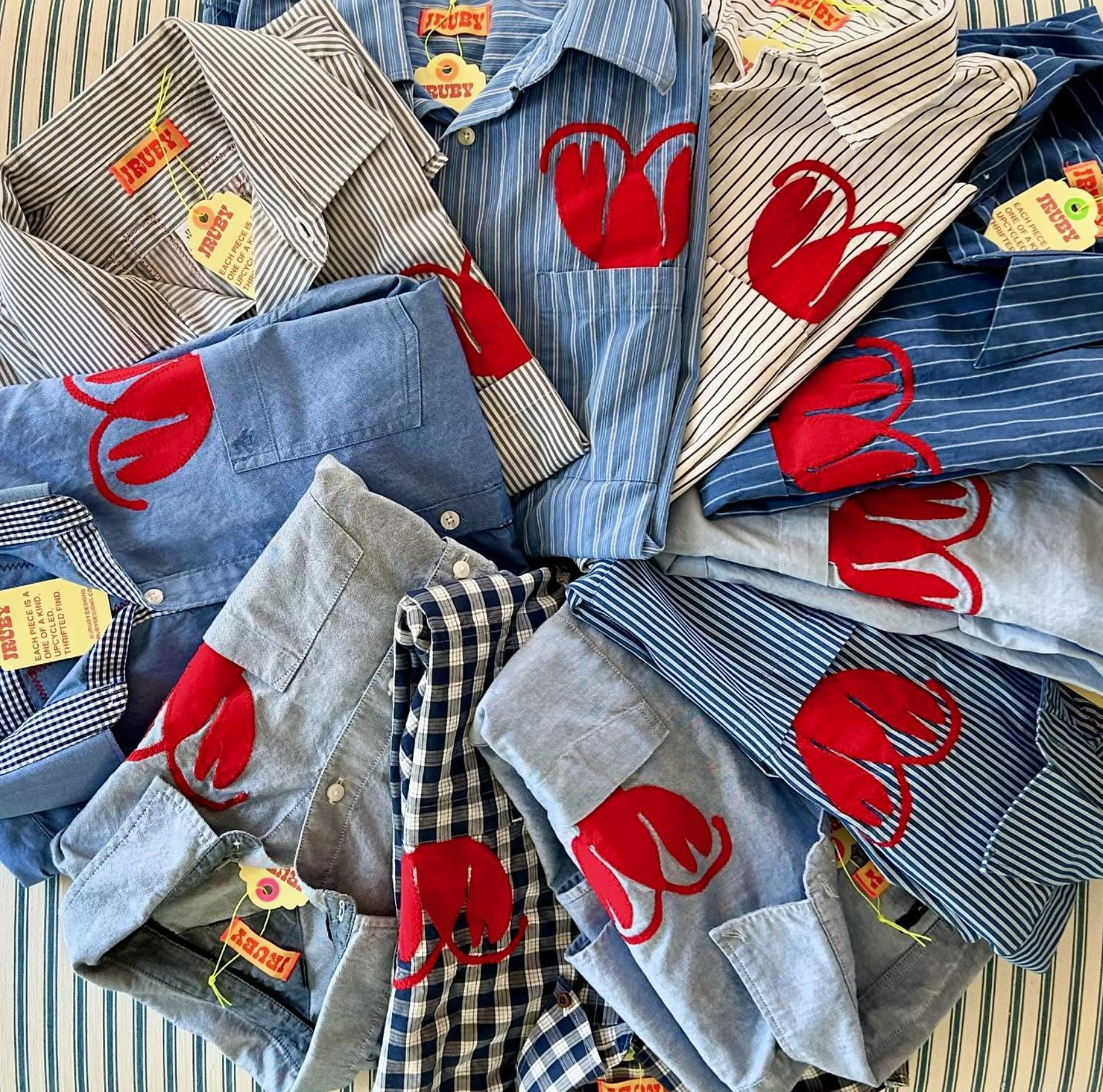 Lobster in front pocket Add On image 1