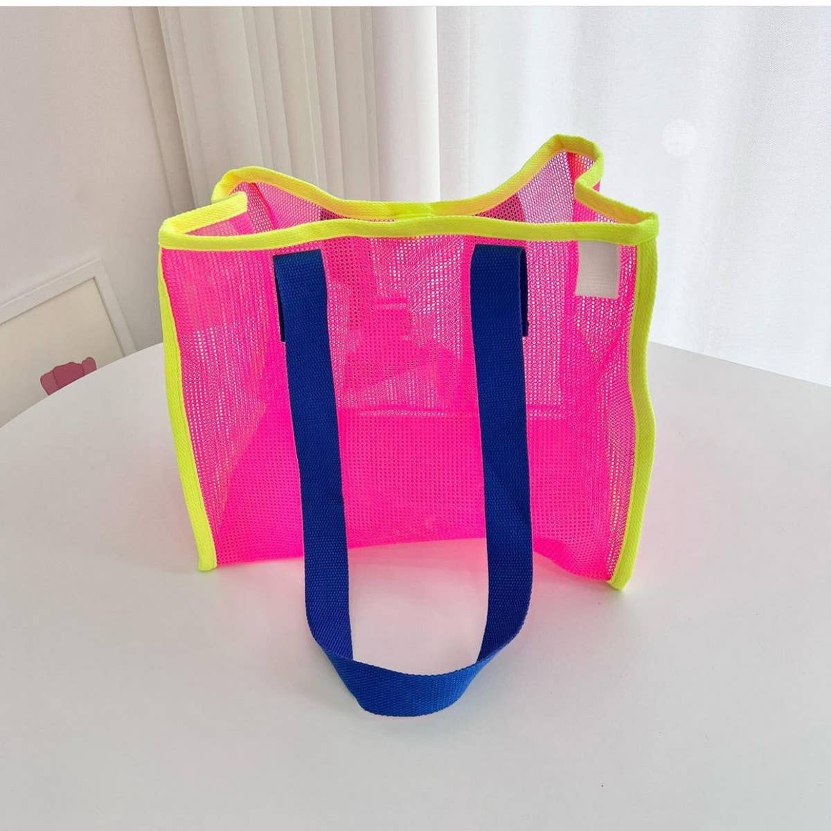 HOT PINK MESH BEACH TOTE