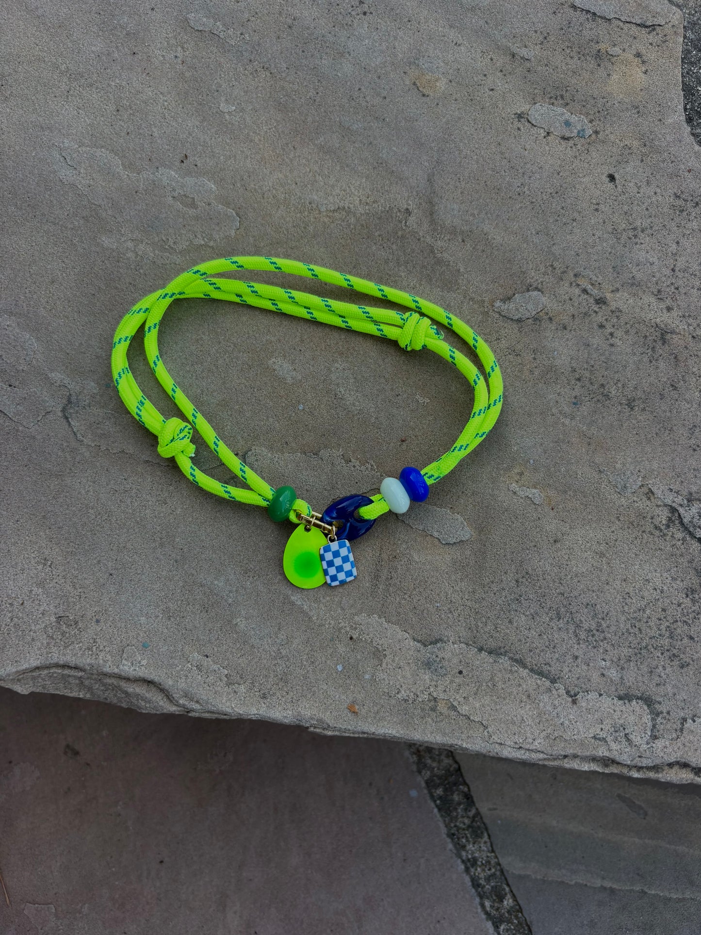 PARACHOKER NÉON CHECK