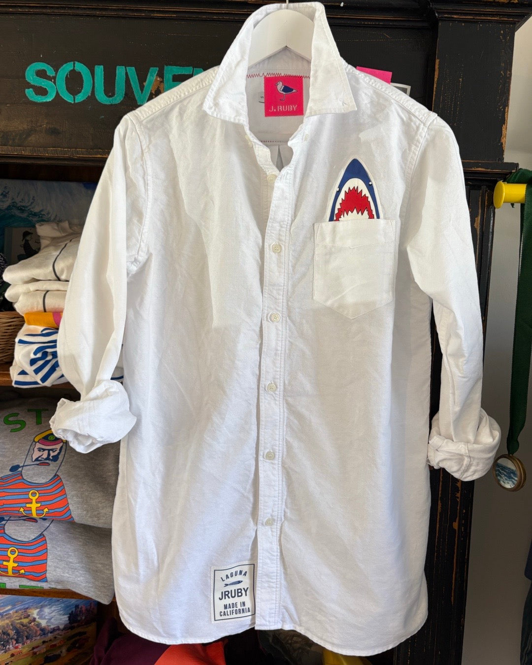 SEA SHARK UNISEX OXFORD
