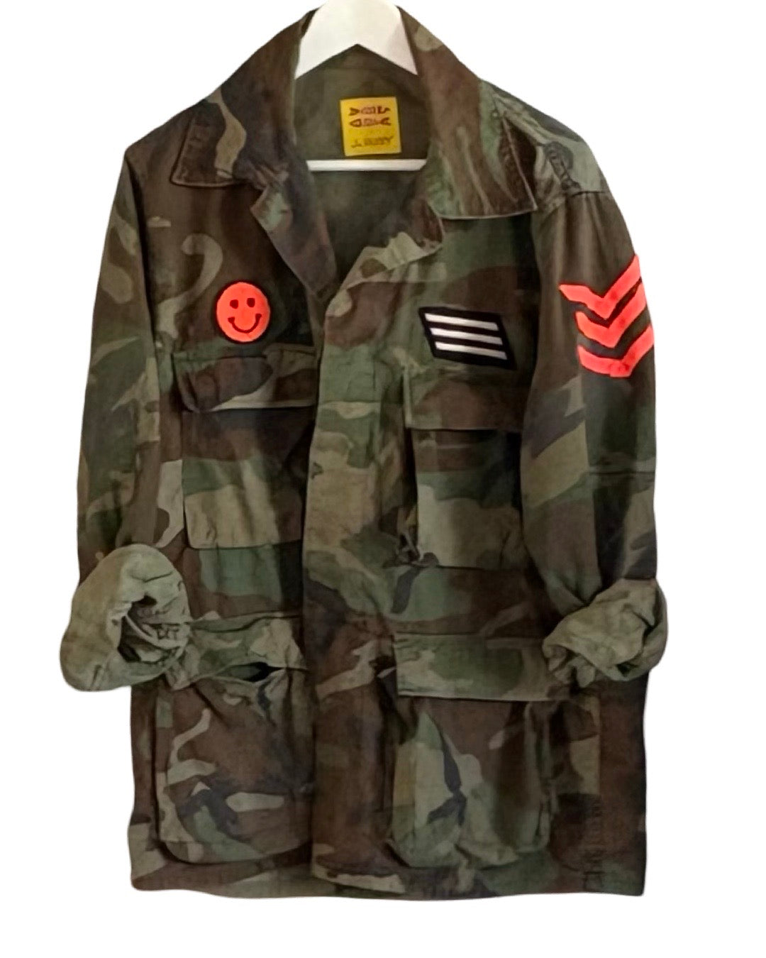HAPPY CAMO JACKET