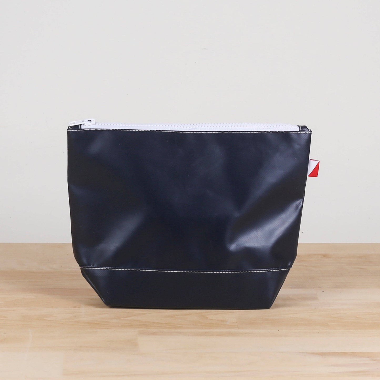 Big Sur Splash Zip Pouch: White / 11"W x 8"H x 3.5"D